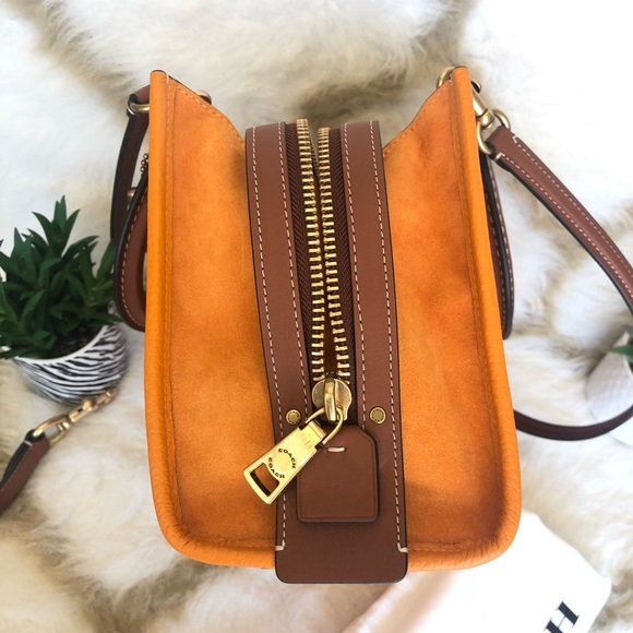 Authentic Brand New Coach Rogue 25 C5575 In Colorblock Brass/Papaya Multi - Picture 14 of 15